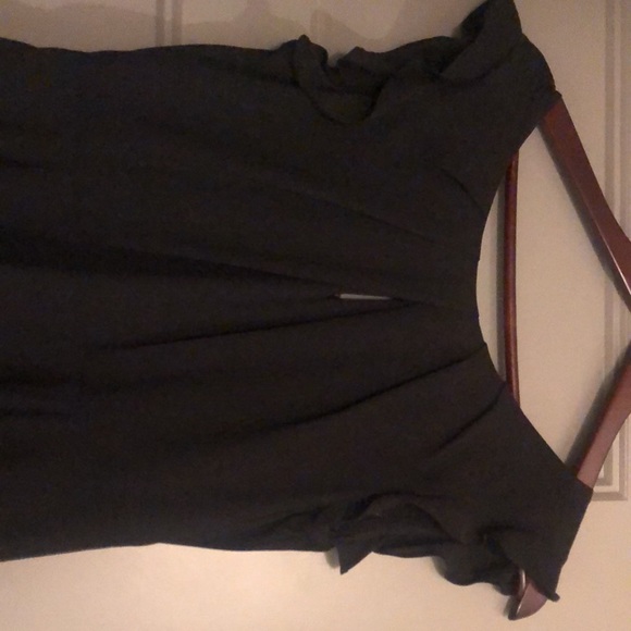 Little black dress w/peep hole front - Picture 2 of 5